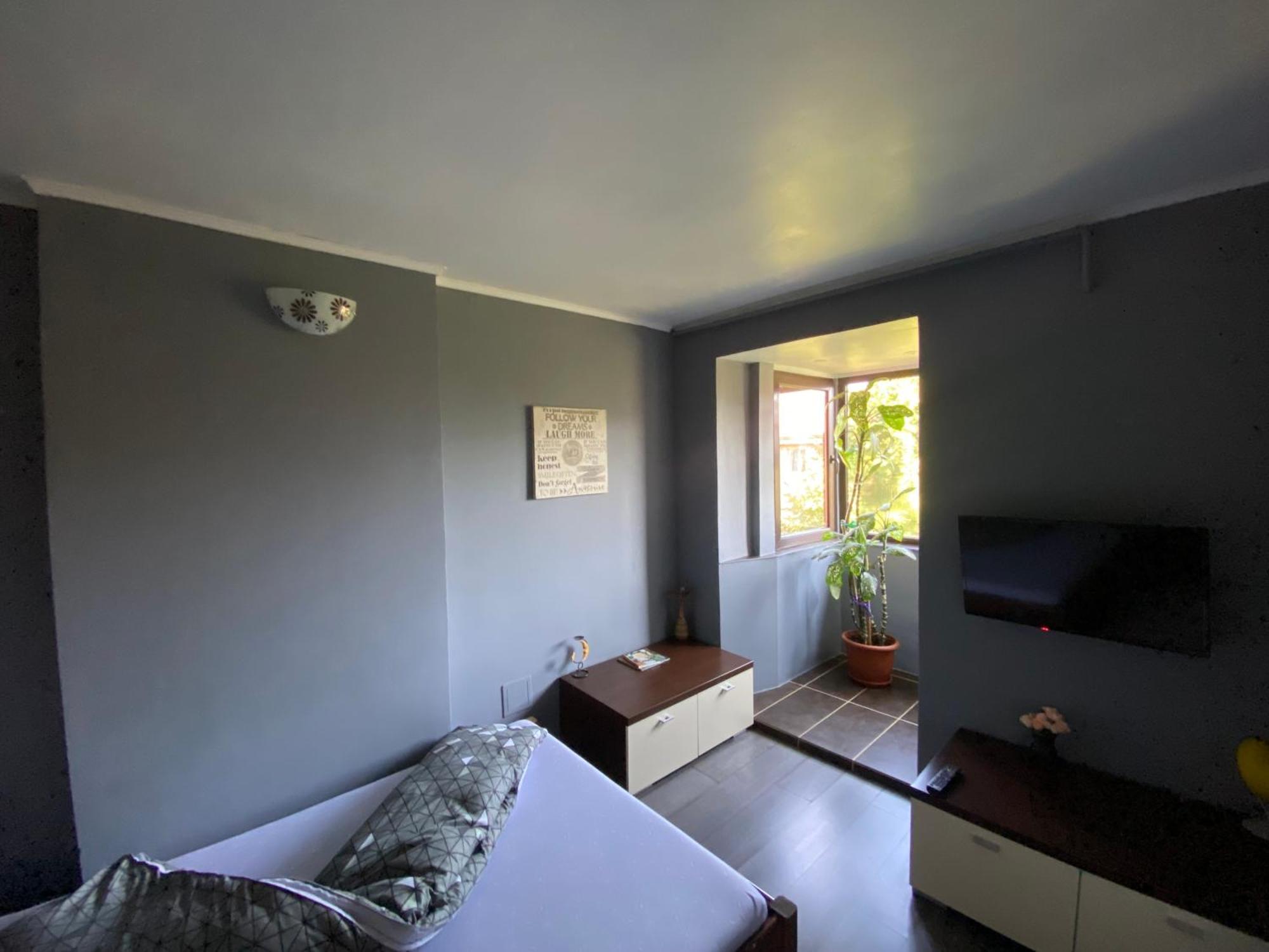 Comfort Home Apartment 2 彼得罗沙尼 外观 照片