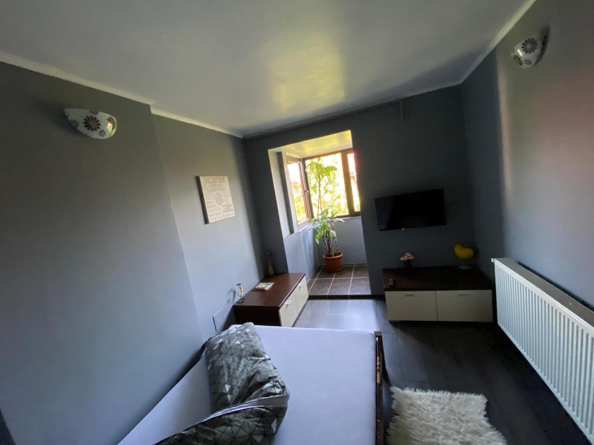 Comfort Home Apartment 2 彼得罗沙尼 外观 照片
